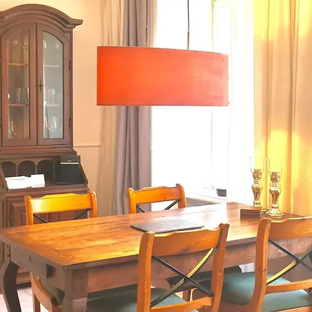 Mosel-side De Luxe *