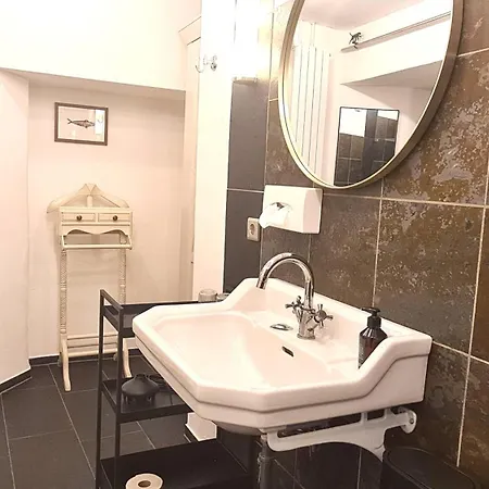 Mosel-side De Luxe *