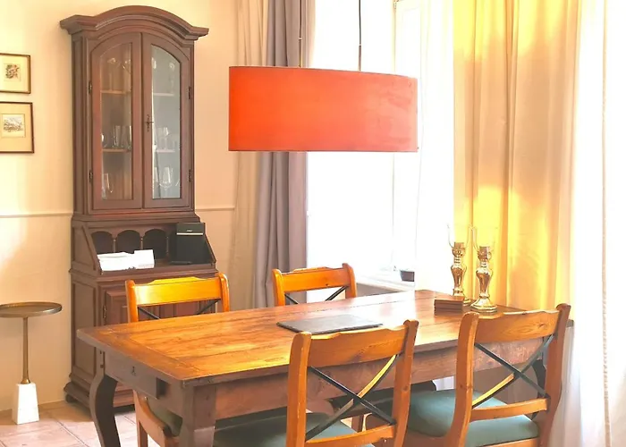 Mosel-side De Luxe *